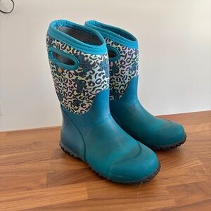 BOGS Teal Leopard Print Boots